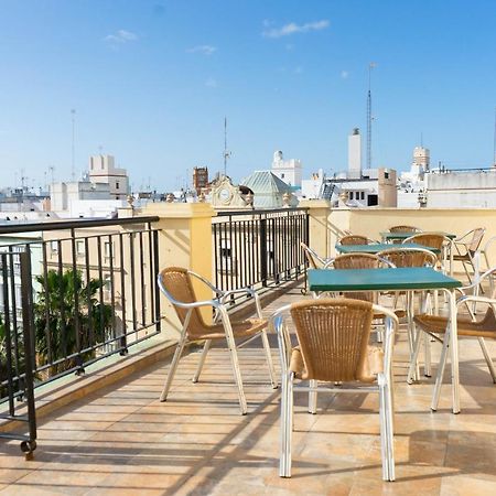 Residencia Universitaria Cadiz Centro Apartment Exterior photo